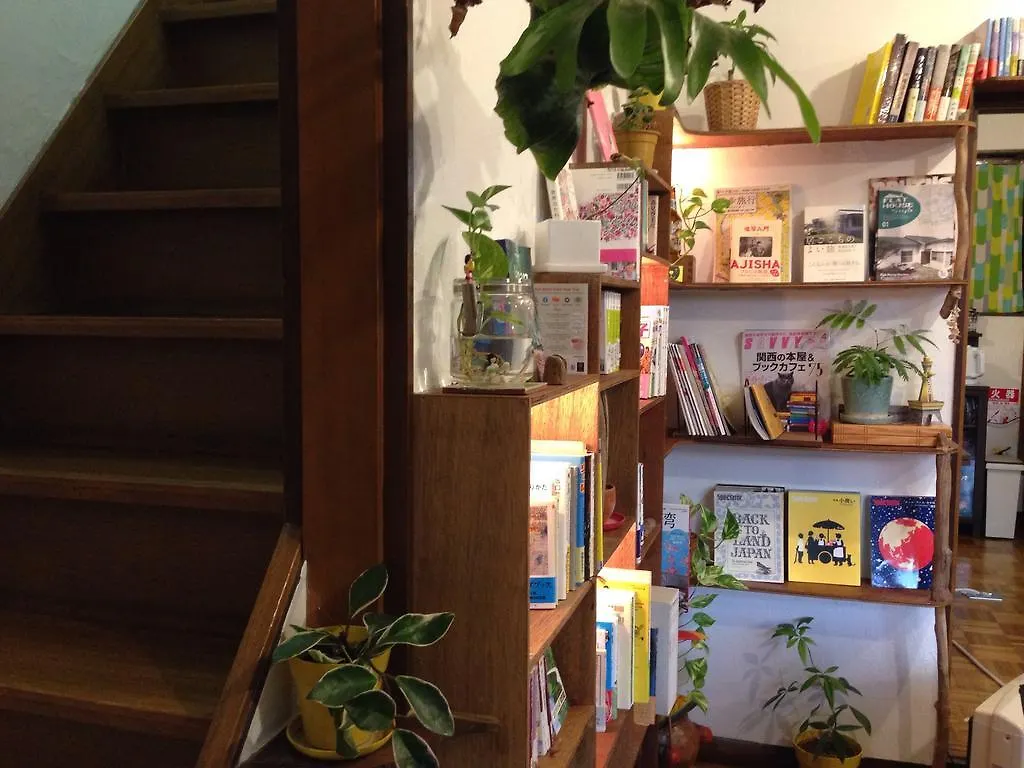 بيت شباب أوساكا Guesthouse Morizou